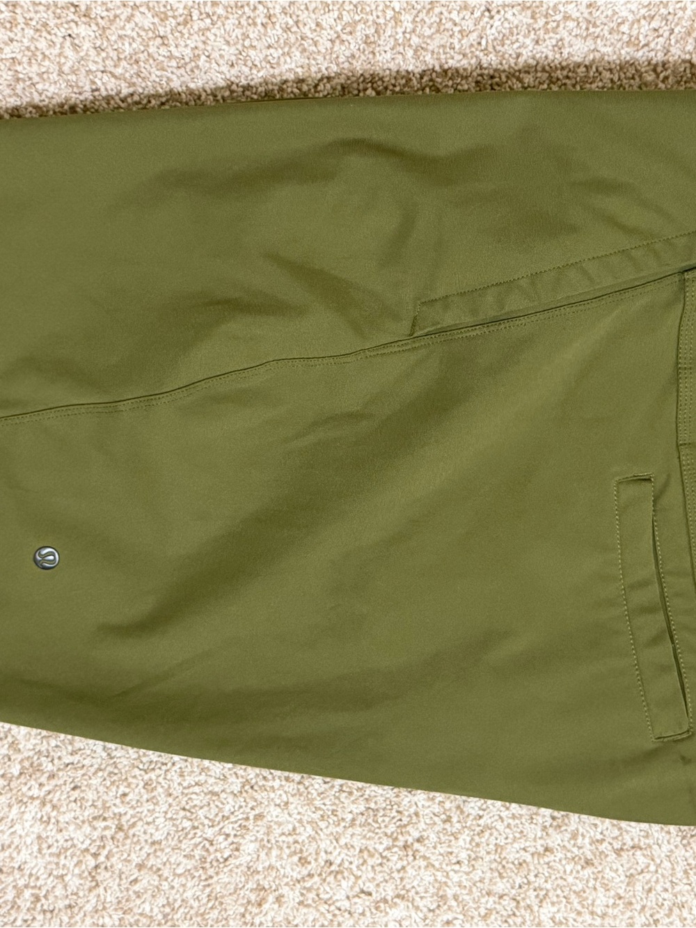 Lululemon 34 w/stretch Olive Green Men's Shorts - Picture 2 of 8